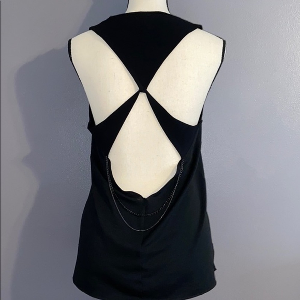 Express Open Back Top​